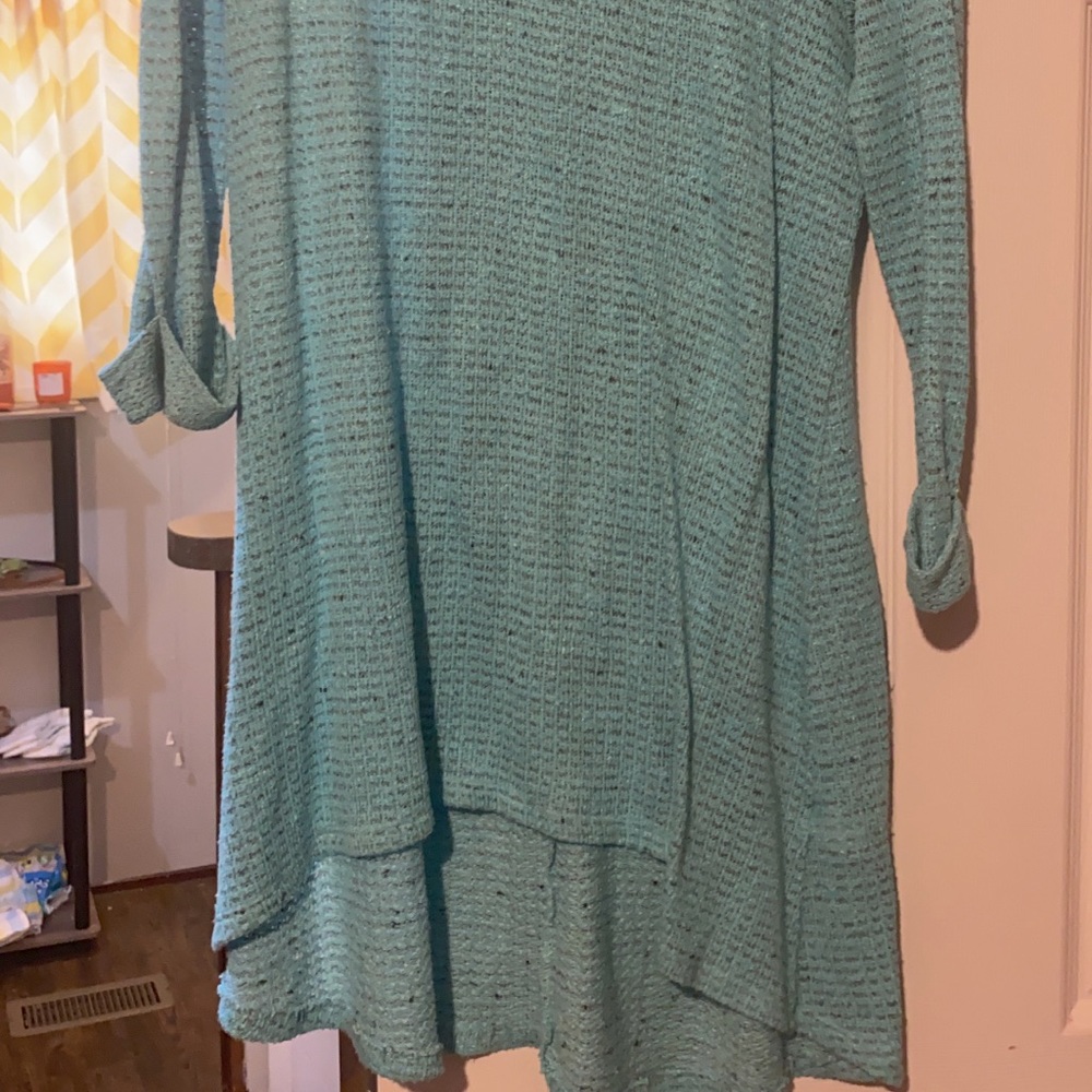 Maternity top - Picture 2 of 2